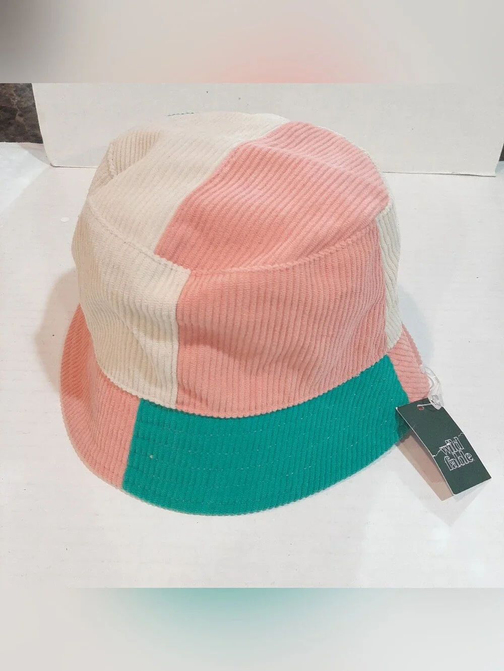 NWT Wild Fable bucket hat features a multicolored corduroy